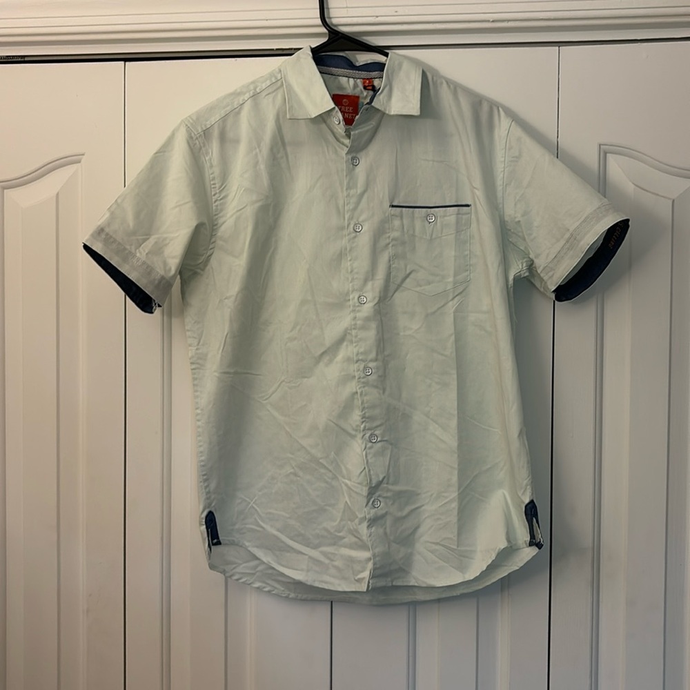 Free Planet Button Down Short Sleeve Bright Mint Men Size Medium